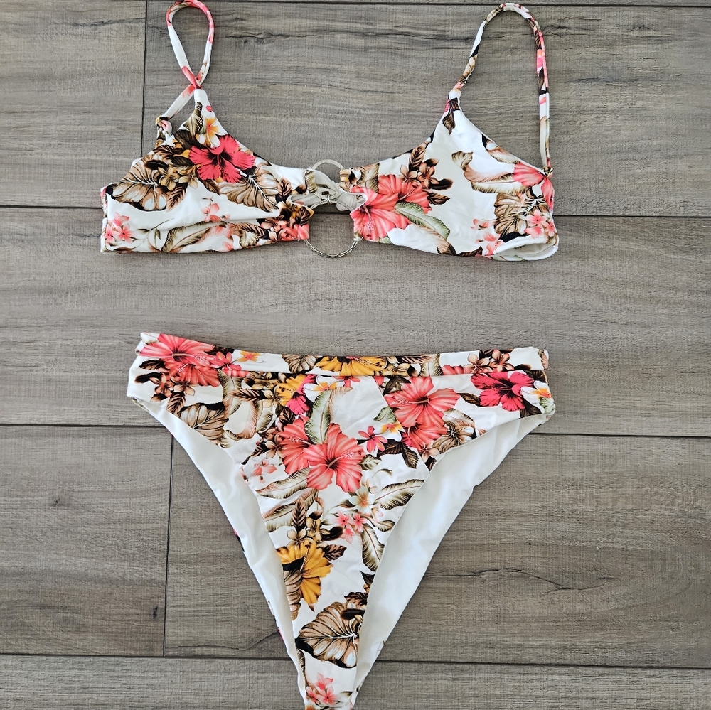 Beach Bunny Bikini